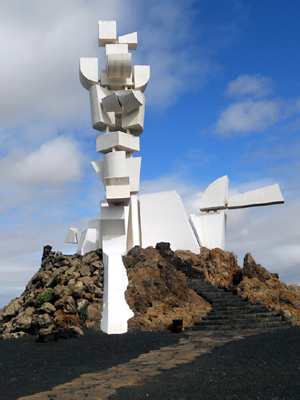 St Laurence, Nazaret (Monument)