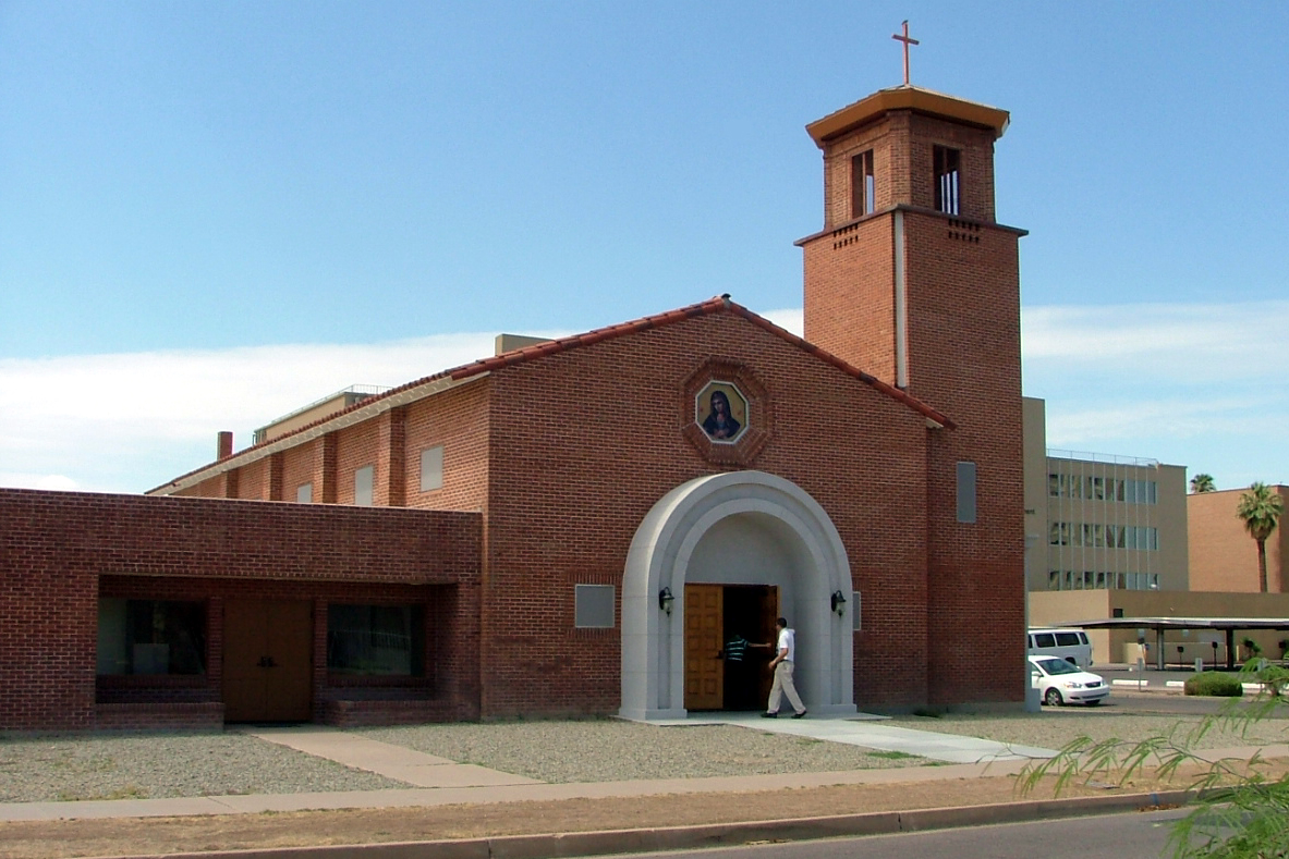 Mater Misericordiae, Phoenix (Exterior)