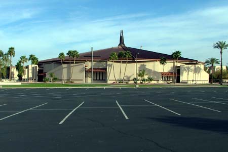 North Phoenix Baptist (Exterior)