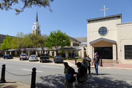 First Baptist, Arlington, TX (Exterior)