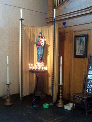 St Hilda's, Crofton Park (Statue)