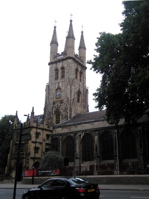 St Sepulchre, Holborn (Exterior)