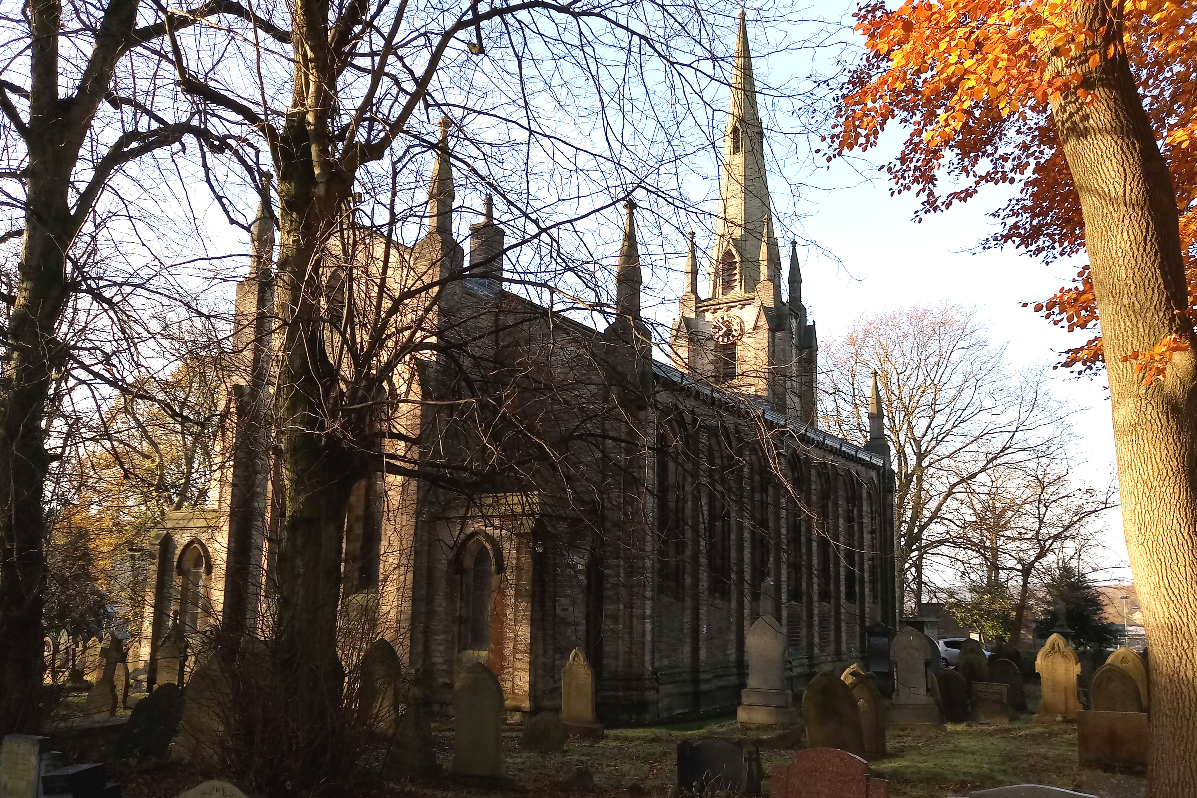 St George's, New Mills (Exterior)