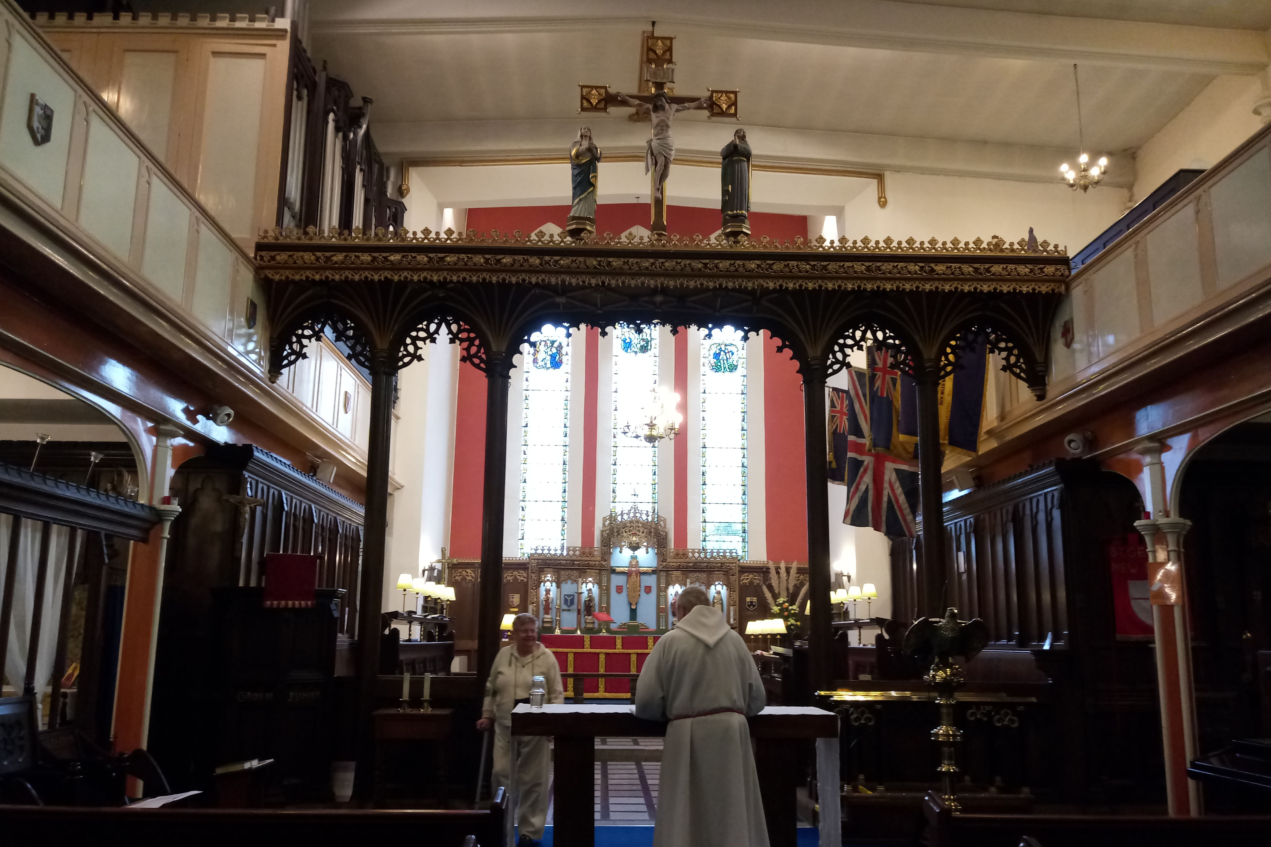 St George's, New Mills (Interior)