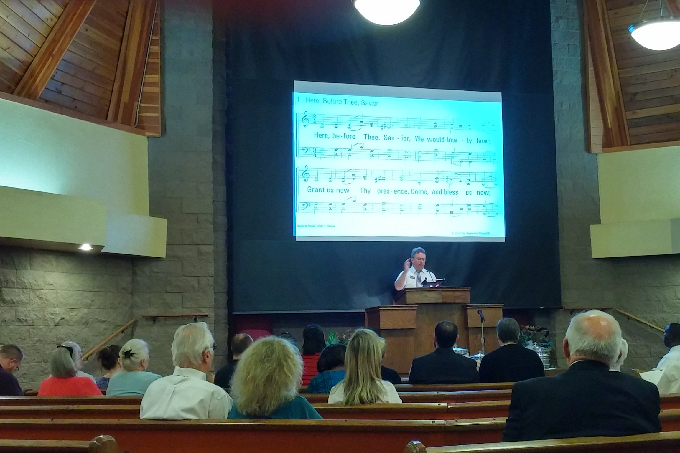 Church of Christ, Peoria, AZ (Interior)