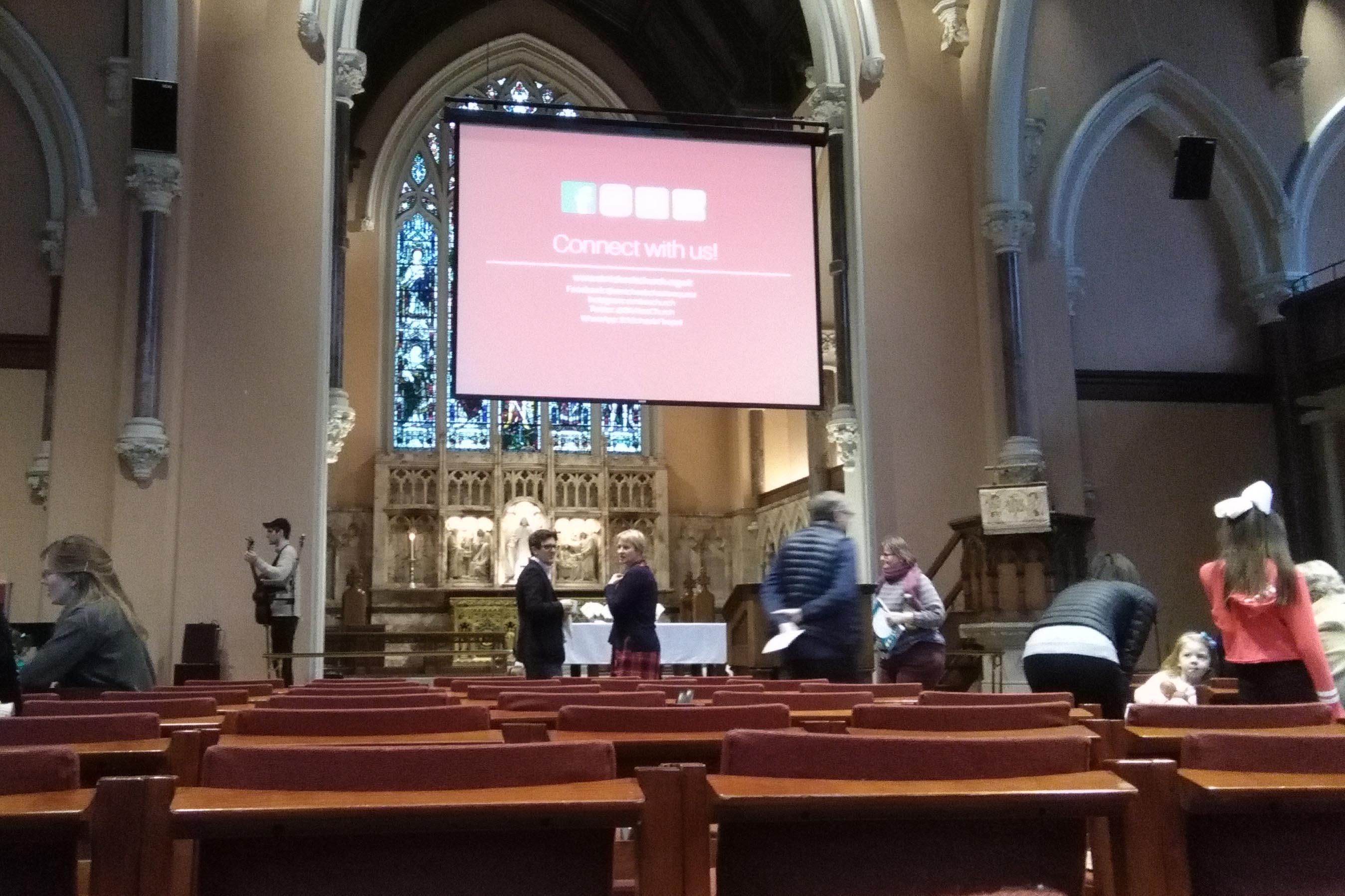 St Michael Chester Square (Interior)