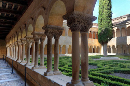 S Domingo de Silos (Cloister)