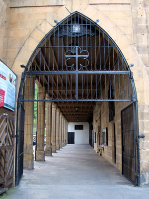 Santa Maria la Real, Zarautz (Exterior)